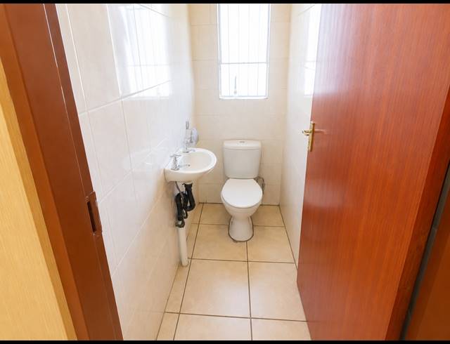 2 BEDROOM HOUSE FOR SALE IN MEYERTON PARK